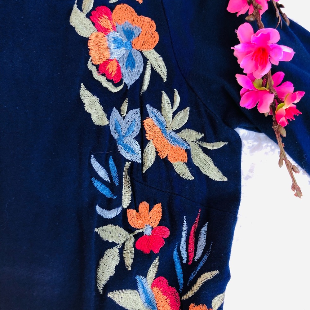 Dress - Picture 3 of 8